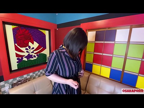 ❤️ Drăguță japoneză cu sâni mari se masturbează cu jucării sexuale și are un orgasm. Ea vorbește într-un interviu despre experiența ei de futut. Țâțe uriașe și păsărica păroasă gemând tare. Osakaporn ❤️  at us ❌❤